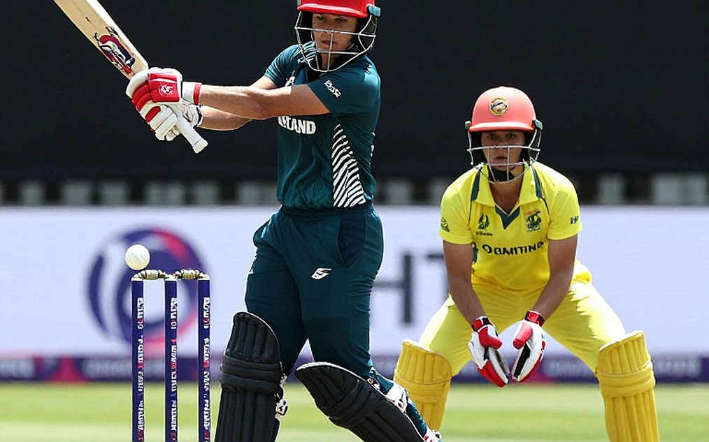 এক ওভারের স্পেল: ফ্র্যাঞ্চাইজি টি-টোয়েন্টিতে ‘টানা চার ওভার’ ধারণাটা কেন অচল হয়ে পড়ছে